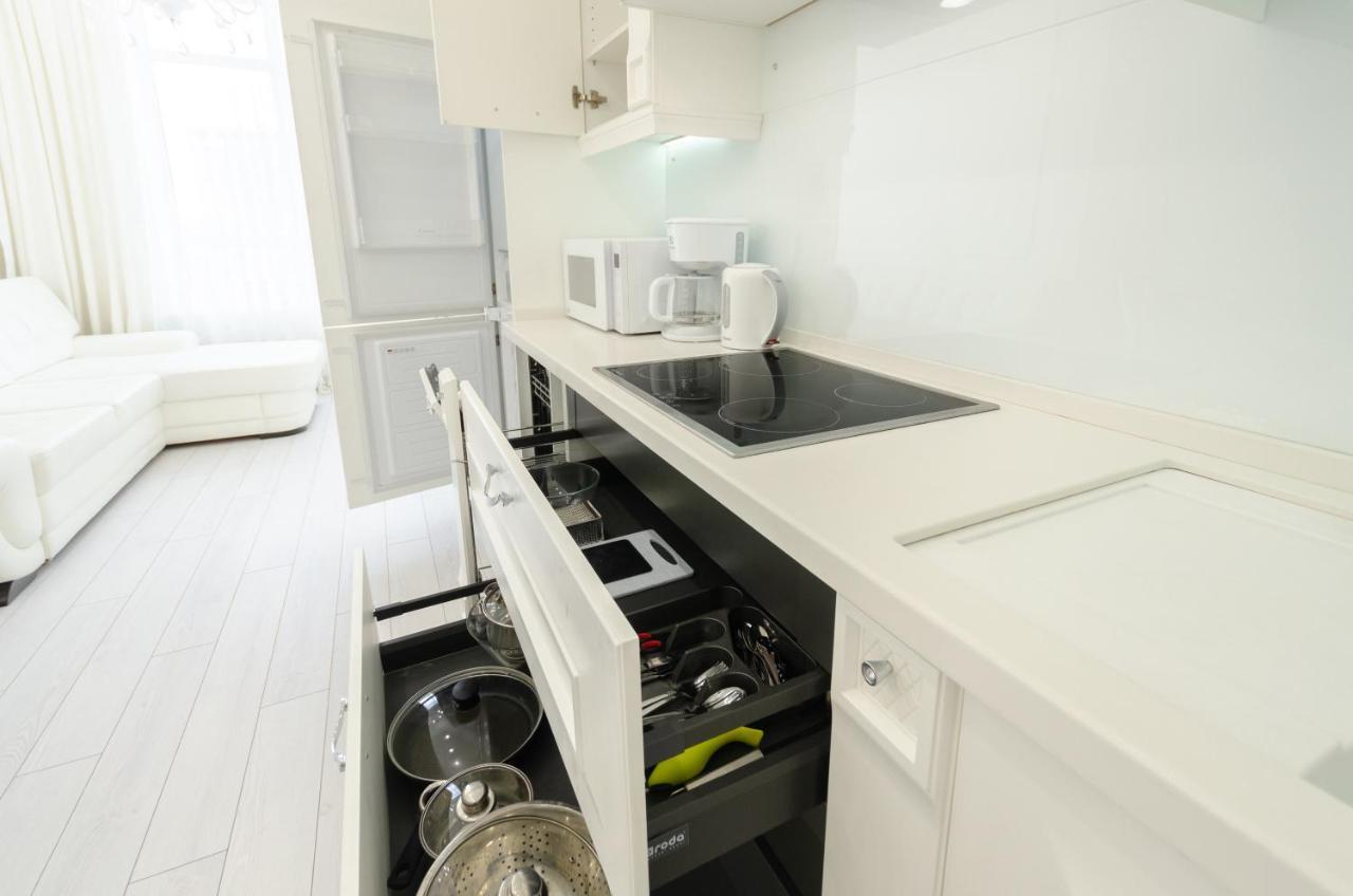Petrovdom Apartments 10-353 In Rc Central Park, 7 John Mccain Street Kiew Exterior foto