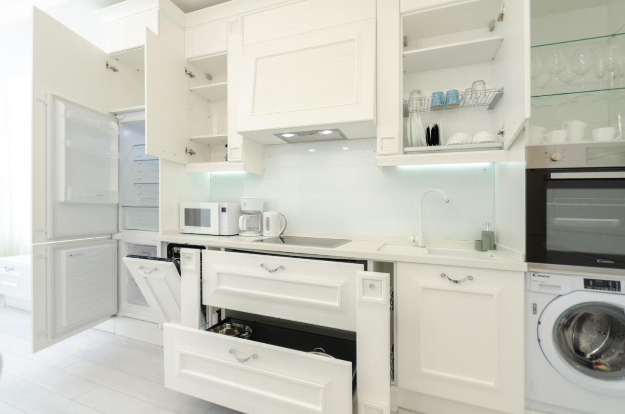 Petrovdom Apartments 10-353 In Rc Central Park, 7 John Mccain Street Kiew Exterior foto